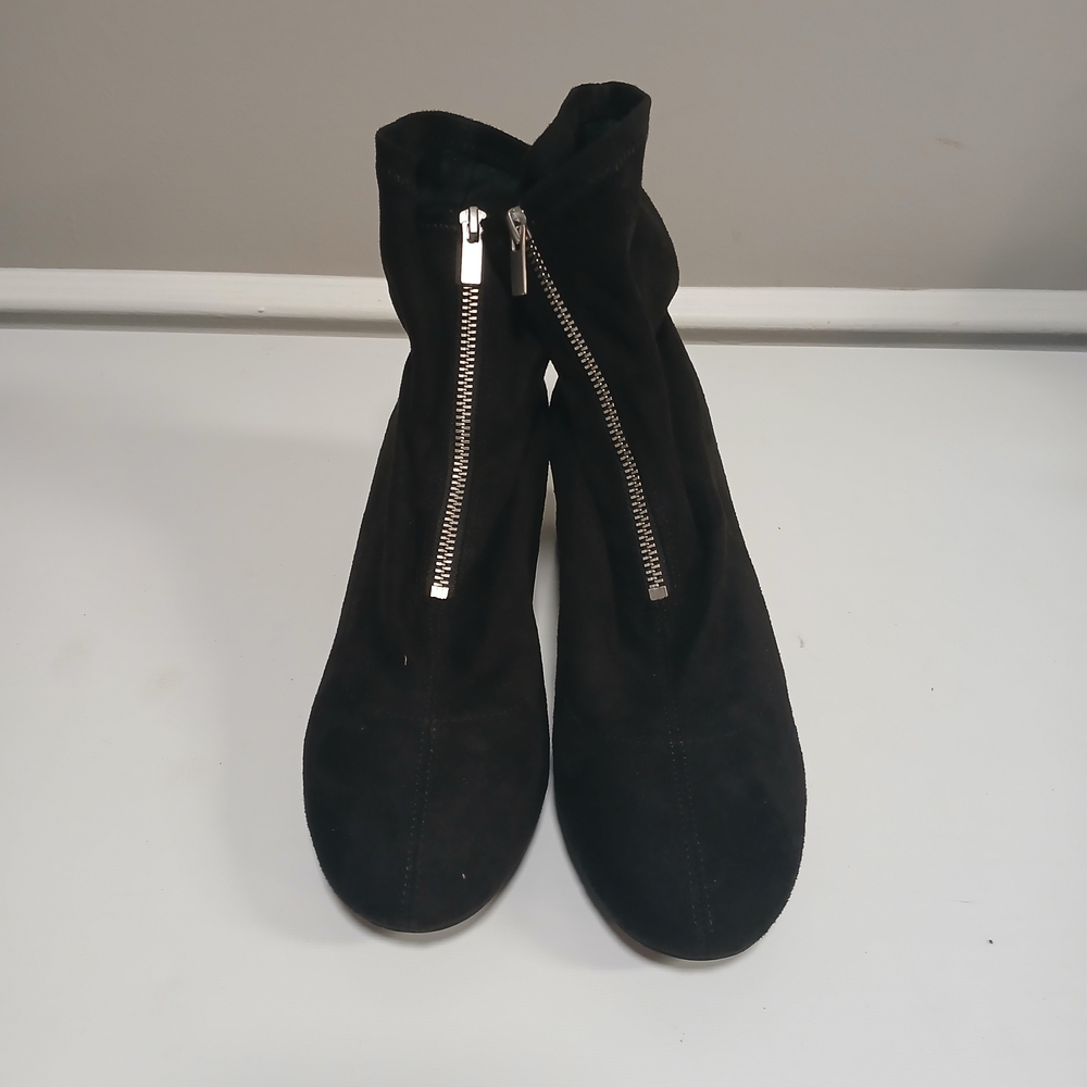 New! DIVIDED H&M Black Suede Front Zip Low Block Heel Ankle Boots 40 NWOT